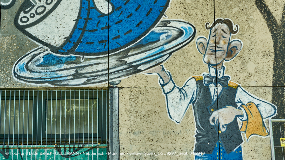 04.09.2019 - Einkaufs- und Wohnzentrum Quiddestraße in Neuperlach